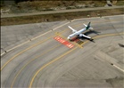 Bologna, Aeroporto internazionale "G.Marconi", aereo della Moldavian Air in attesa al punto K1 pista "30"